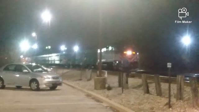 Metra trains at fox lake on December 14th 2021, ft Metra 402 смотреть онлайн