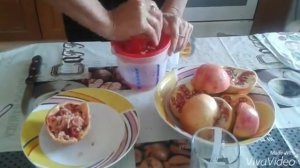 Как сделать гранатовый сок легко и быстро!