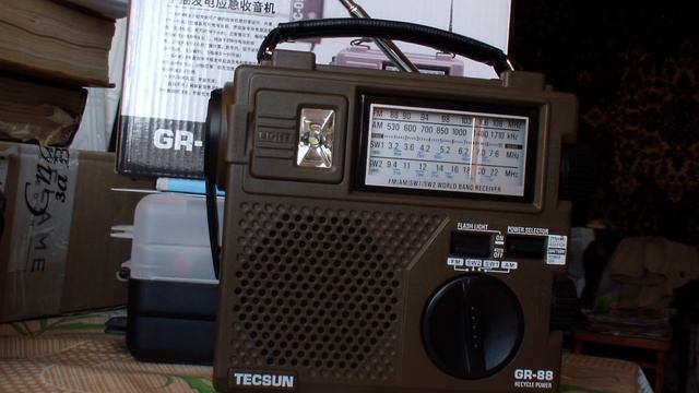 Радиоприемник TECSUN GR-88: плюсы и минусы... смотреть онлайн