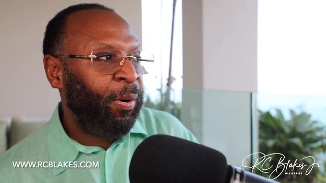 SIX SIGNS YOU ARE SIGNING UP FOR STRUGGLE LOVE By RC Blakes