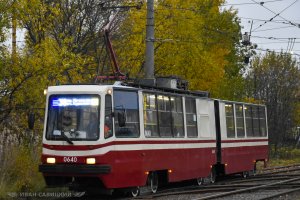 Трамваи ЛВС-86 на 9 маршруте Северной столицы