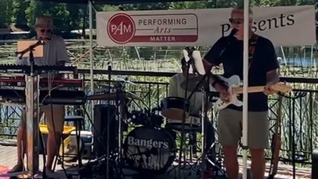 Bangers & Mash - Maitland Farmers Market “This Magic Moment”