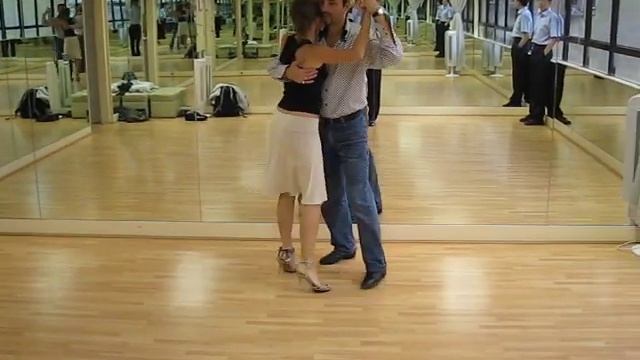 Javier Rodriguez and Andrea Misse Hong Kong Milonga Demo смотреть онлайн