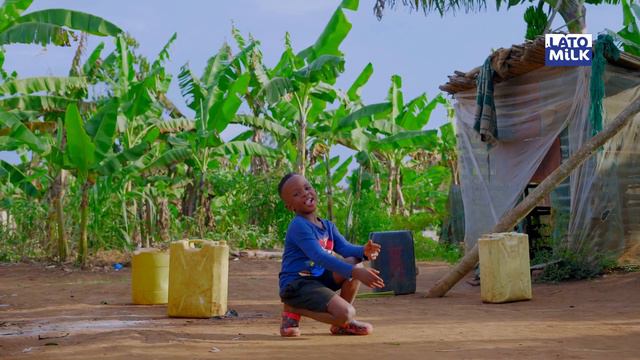 Masaka Kids Africana - It's Yummy indeed! | Lato Milk | Strawberry, Chocolate and Vanilla flavours смотреть онлайн