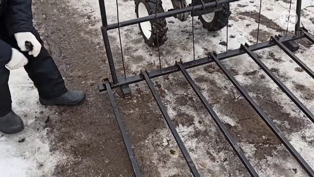 Подборщик сена к мотоблоку Нева. смотреть онлайн