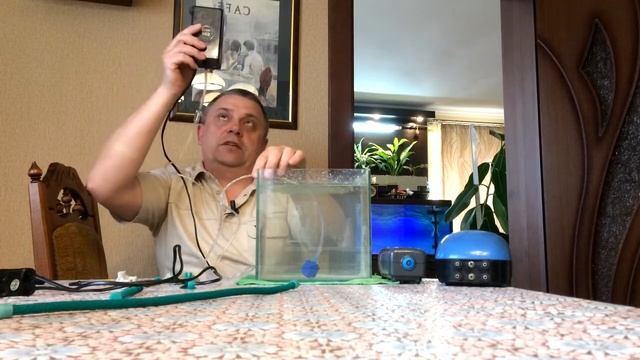 Насыщение воды кислородом. Лайфхак с распылителем. Домашний аквариум доступен для всех. смотреть онлайн