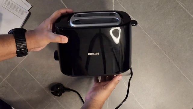 Phillips Toaster HD2581/91 Unboxing Review смотреть онлайн