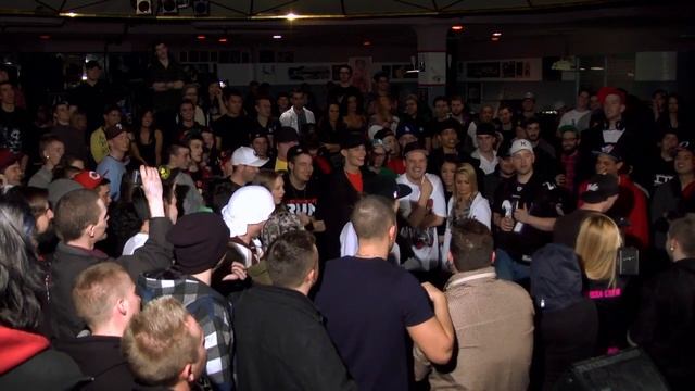 KOTD - Rap Battle - Fingaz vs edWORDS смотреть онлайн