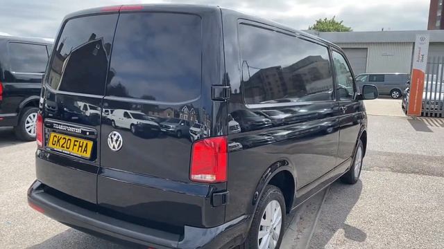Volkswagen Transporter 2.0 TDI T28 Highline FWD SWB Euro 6 ss 5dr 1968 cc