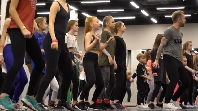 ЧЕМПИОН РОССИИ АЛЕКСАНДР ТЕРЕХОВ ГОТОВИТСЯ К WORLD CUP / JUST DANCE 2018 смотреть онлайн