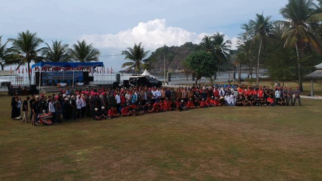 Ucapan HUT TNI AL Ke 77 Puslatpurmar 7 Lampon Bersama Instansi & Masyarakat Wilayah Banyuwangi. смотреть онлайн