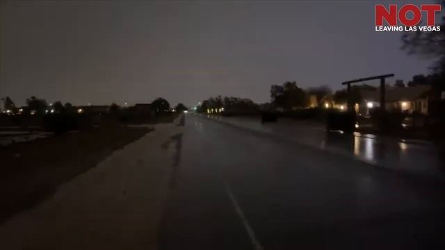 Getting Nearly Hit By Lightning in an Extreme Vegas Storm! ⚡ смотреть онлайн
