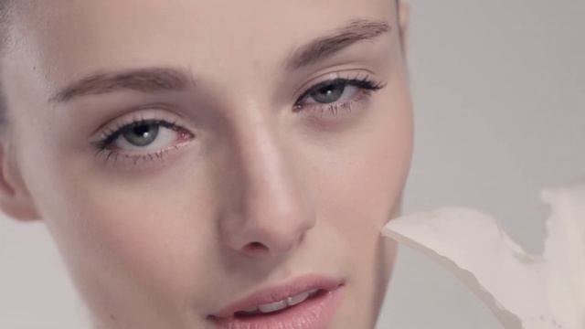 Линия Гидроекшен от Испанского бренда PHYLOSOPHY смотреть онлайн