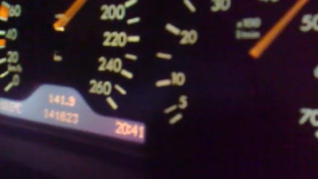 Mercedes E320 elegance Acceleration 0-210 смотреть онлайн
