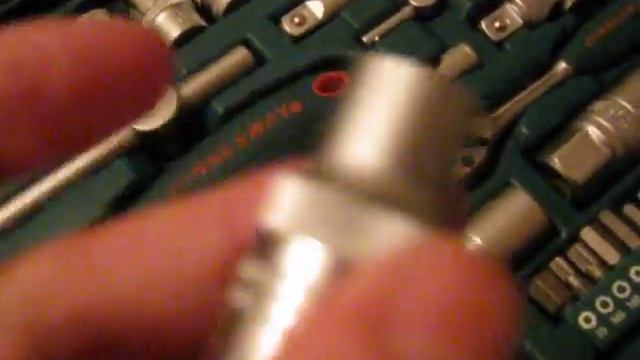 Набор инструментов для автомобиля Jonnesway смотреть онлайн