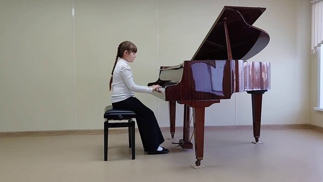 Вихарева Ольга, 9 лет, 1 группа, К. Черни "Этюд" С-dur смотреть онлайн