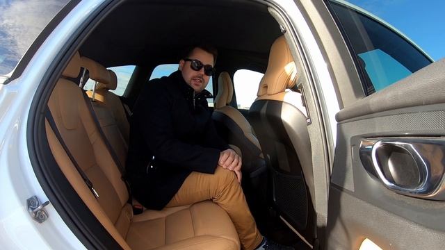 VOLVO XC60 T5 - INSCRIPTION - AWD - 250 CV - MUITO REQUINTE E PURO ATREVIMENTO DESTE SUV DA SUÉCIA смотреть онлайн