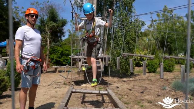 The summer is full with fun in Hévíz! смотреть онлайн