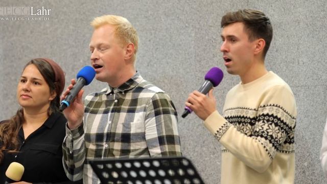 Иисуса Кровь. Fam. Binefeld смотреть онлайн