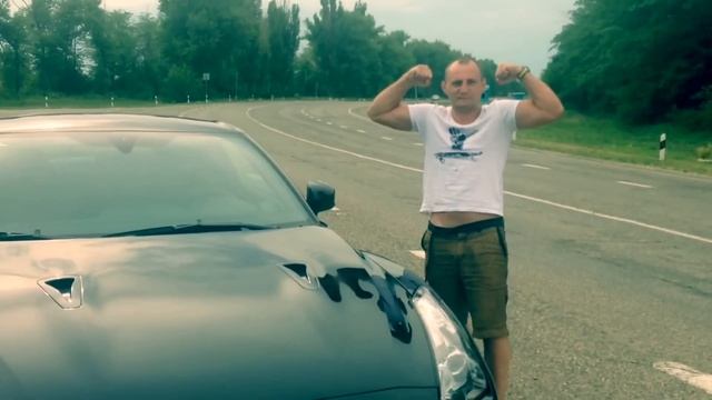 Yamaha R1 & GT-R смотреть онлайн