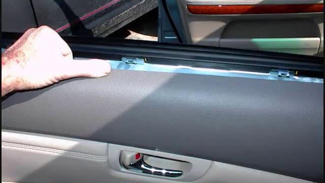 Lexus RX330 Speaker Removal - Rear Door смотреть онлайн