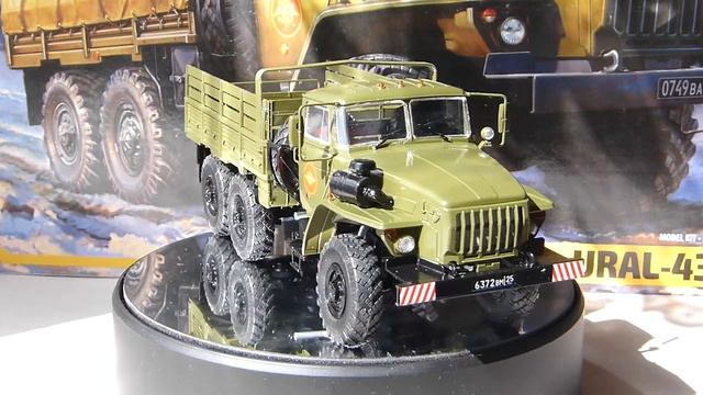 УРАЛ-4320 Звезда 1/35 смотреть онлайн