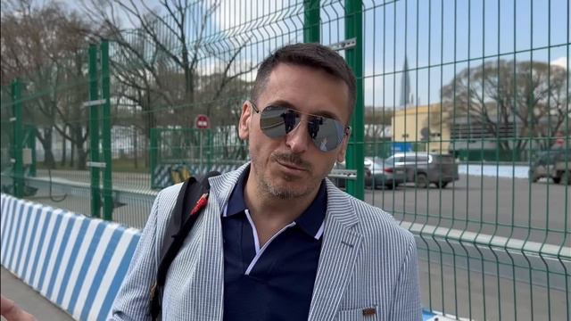 ПАРТИЗАН И ОСТРОГОР НА ОСТРОВЕ КРЕСТОВ В ЗООПАРКЕ ИМ. ЧЕБУРАШКИ смотреть онлайн