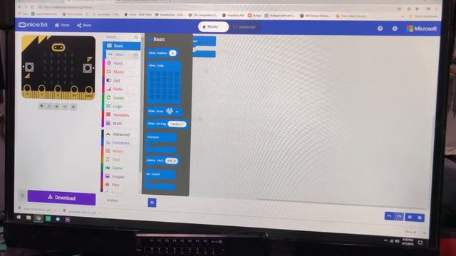 Micro:Bit, A Simple Board for Props and Cosplay смотреть онлайн