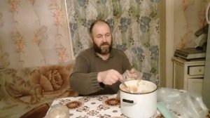 Один из способов хранения квашеной капусты.