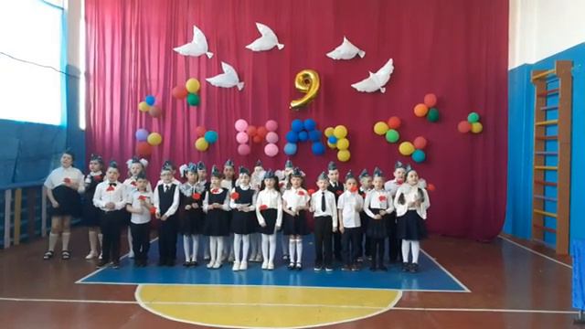 Выступление 2"А" класса. Песня: " О той весне" смотреть онлайн