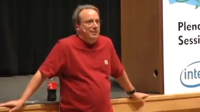 Линус Торвальдс про Linux на десктопе [на русском] [debconf14] смотреть онлайн