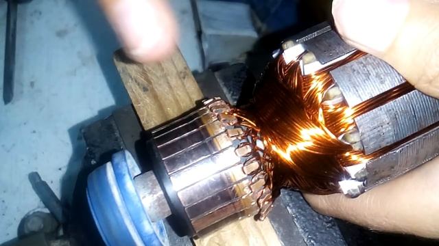 Rebobinado de taladro industrial quemado armadura y campo смотреть онлайн