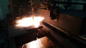 Флюсовая водородно-кислородная газовая резка биметалла 10Х18Н10Т и 09Г2С