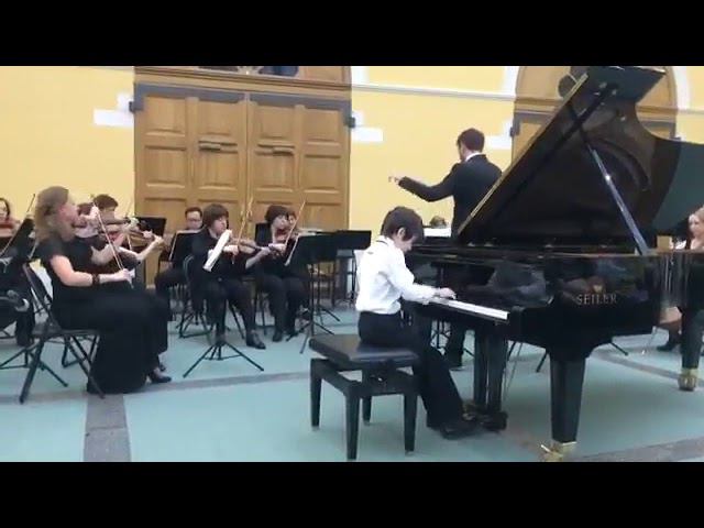 И.С. Бах Концерт fmoll. 1ч смотреть онлайн