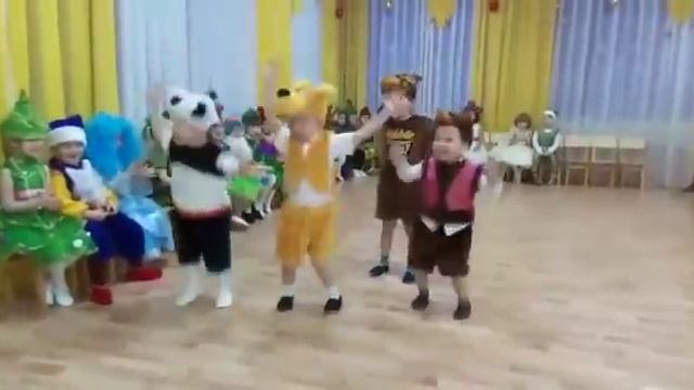 Танец маленького Панды, утренник в детском саду, супер танец, мега прикол