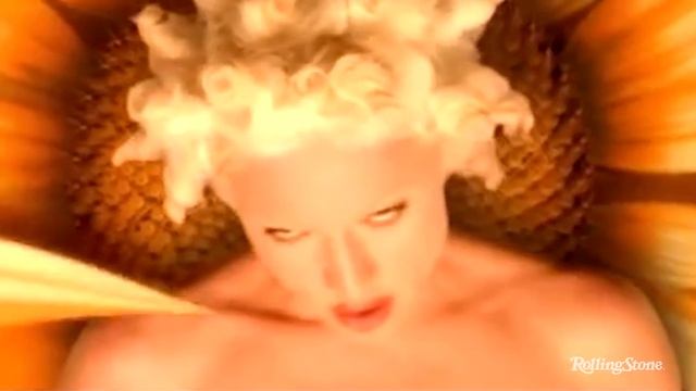 Madonna Takes On Ageism смотреть онлайн