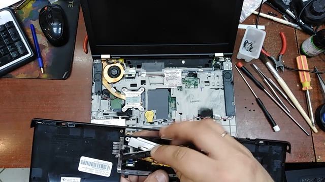Рамный ноутбук! Lenovo ThinkPad T420, обзор и разборка! смотреть онлайн