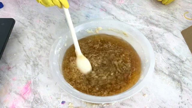 SABÃO LÍQUIDO CONCENTRADO CASEIRO PARA LAVAR ROUPAS | USE NO MESMO DIA смотреть онлайн