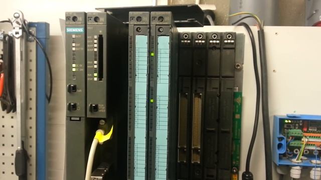 Testing Siemens S7-400 PLC with profibus scanner & AS-i gateway. смотреть онлайн