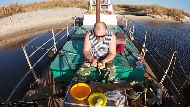 Печень с Луком и Картофелем В Казане. Обнова Рыбака/Садок, Подсак, Воблеры/Советуем его посмотреть. смотреть онлайн