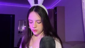 АСМР МАКИЯЖ МОКРЫМ ПАЛЬЧИКОМ ?  *звуки рта*