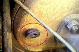 Плавают обороты при нажатии педали тормоза на ВАЗ 2112