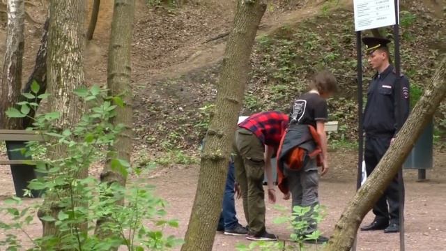 ЖЕСТКИЙ ПОЛИЦЕЙСКИЙ ПРАНК / ОБЛАПАЛ ЧУЖУЮ ДЕВУШКУ / УГНАЛ МАШИНУ / РЕАКЦИЯ ЛЮДЕЙ смотреть онлайн