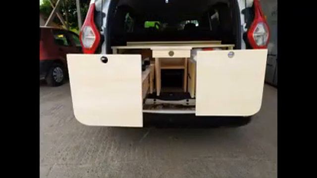 Lodgy mini karavan смотреть онлайн