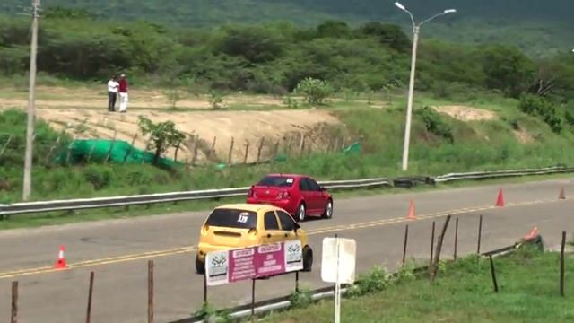 Munir Saade - Spark Con Motor Aveo (16.54) vs Chepe Jetta Gli (15.05) смотреть онлайн