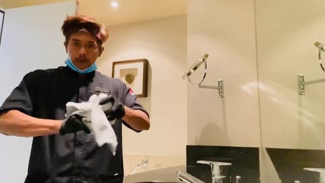 HOUSEKEEPING IN 5-STAR HOTEL | ROOM ATTENDANT || Jonathan Santing G. смотреть онлайн