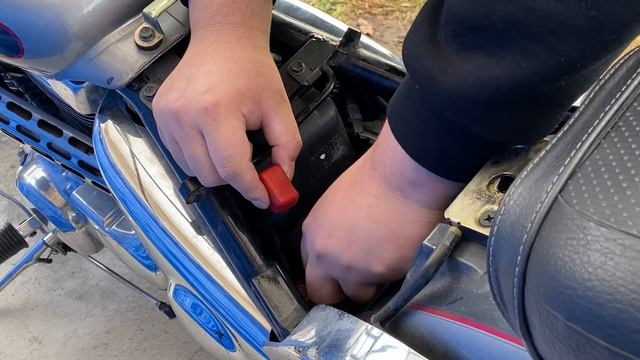 【バイク初心者】バッテリー交換してみた【デスペラード400】 смотреть онлайн