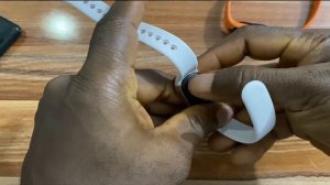 How to Change Mi Band 8 Straps