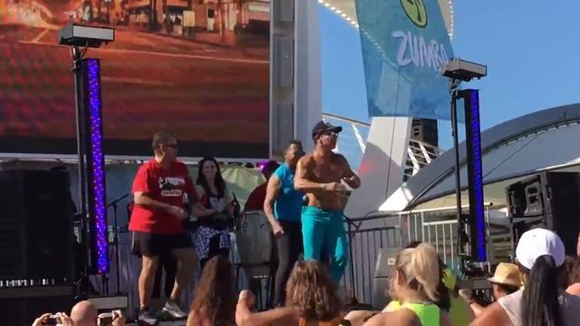 ZUMBA®fitness!!! ZUMBA®cruise!!! Everybody dance!!! смотреть онлайн