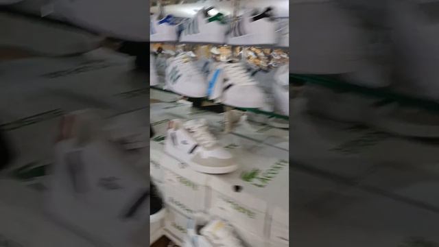 Кросовки от 2500 рублей почти китай но лучше